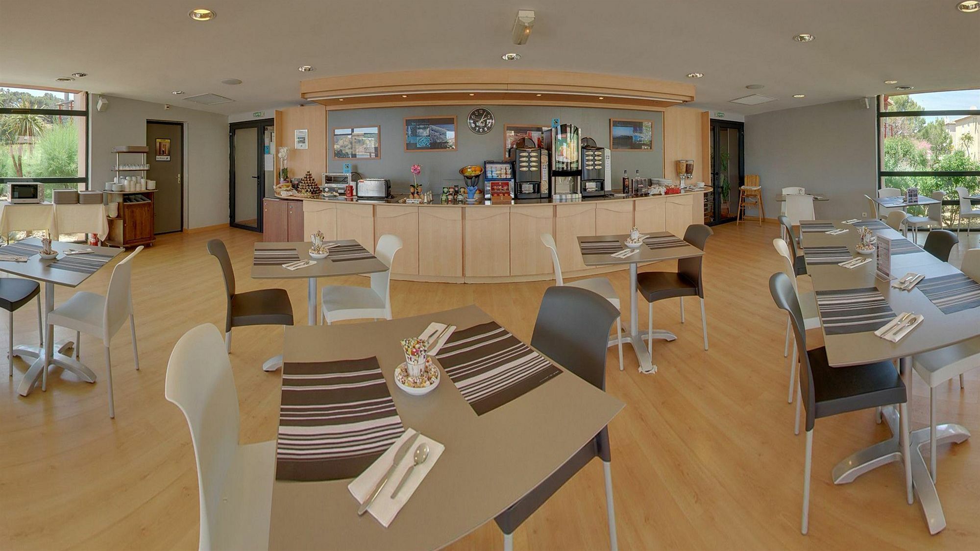 Hotel Le Phoebus Garden & Spa Gruissan Luaran gambar