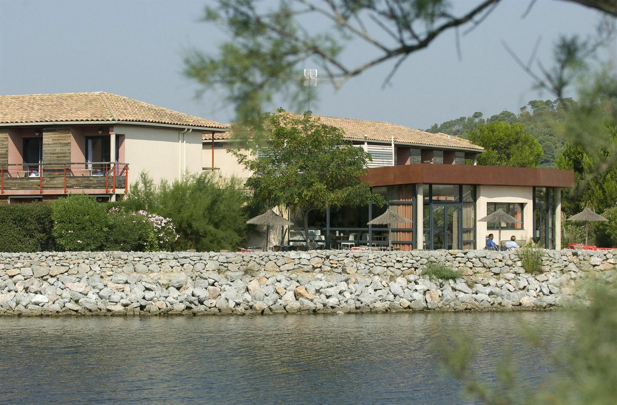 Hotel Le Phoebus Garden & Spa Gruissan Luaran gambar